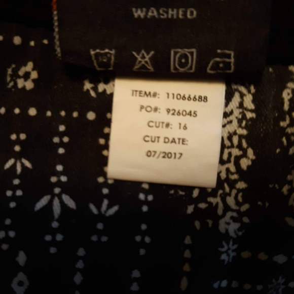 Torrid Black Jeans Size 16R High Rise Curvy Stretch Excellent Condition - Picture 7 of 9